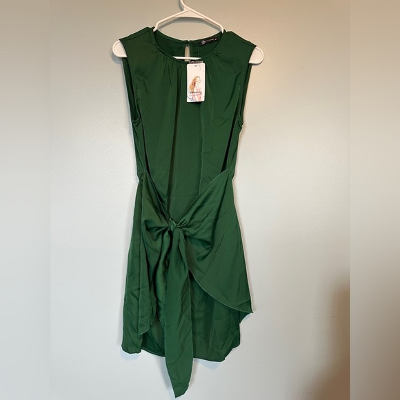 pretty garden Dresses & Skirts - NWT Green Asymmetrical Tie Front Sheath Dress